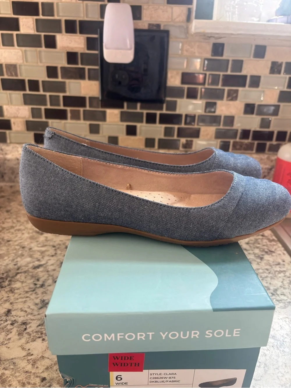 Cliffs by White Mountain denim flats
